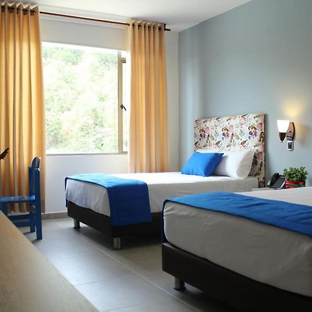 Hotel Ventura Loma Mesa de Ruitoque Dış mekan fotoğraf