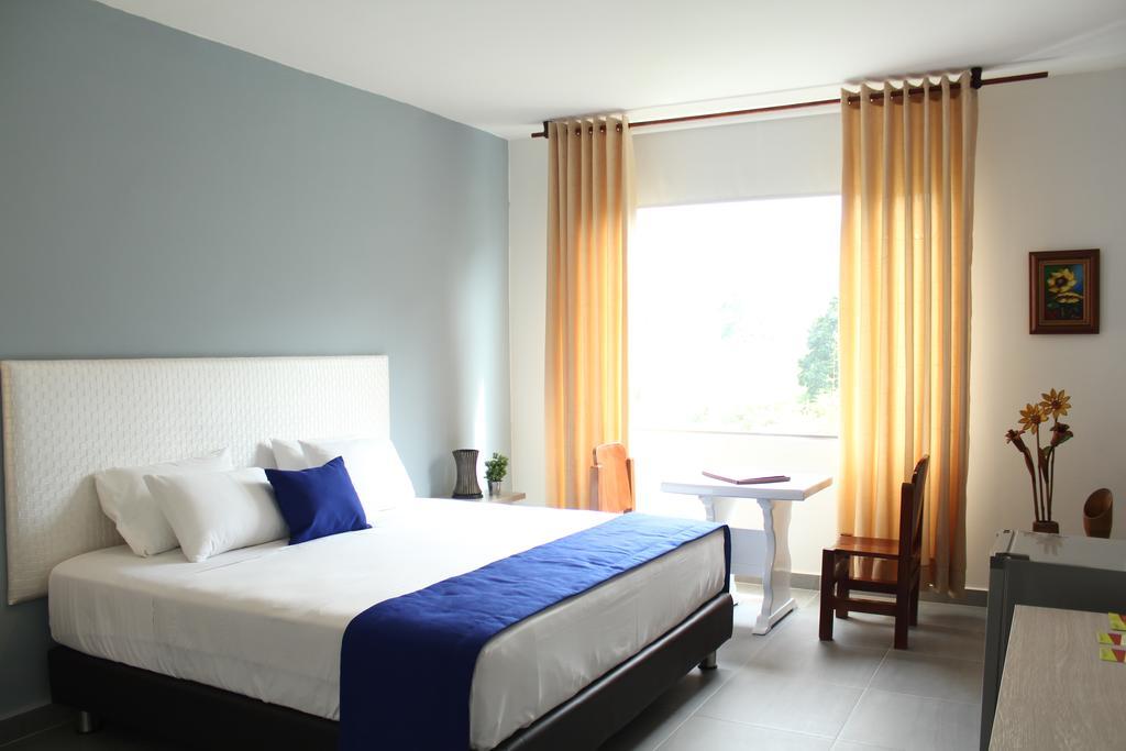 Hotel Ventura Loma Mesa de Ruitoque Dış mekan fotoğraf